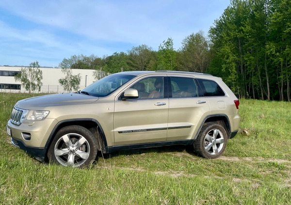 Jeep Grand Cherokee cena 65000 przebieg: 206000, rok produkcji 2011 z Nidzica małe 379